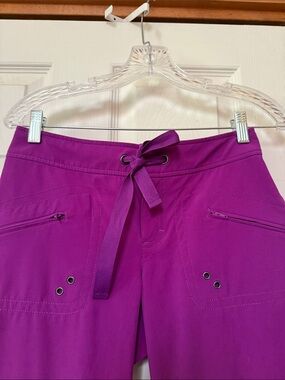 Athleta Capri style pants